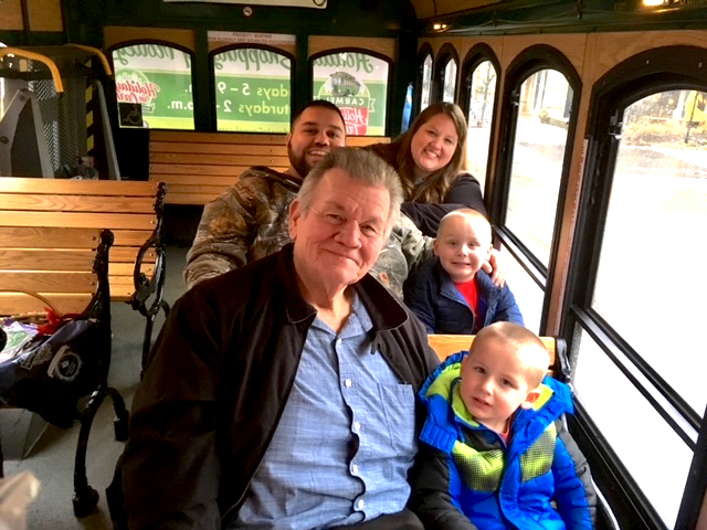 Circle City Adventure Kids - Carmel Holiday Trolley